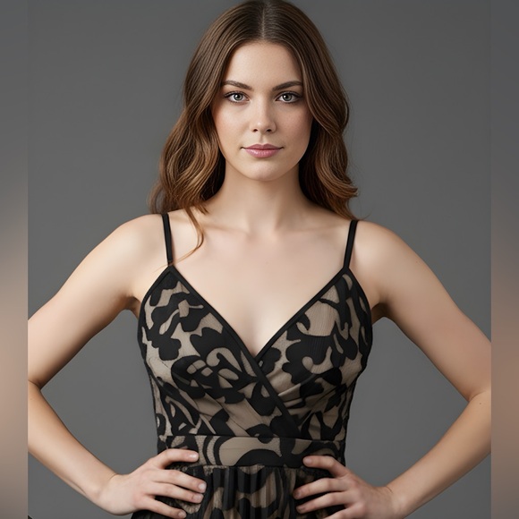 Floral Embroidery Pleated Hem Lace Cami Dress Black - Picture 2 of 11